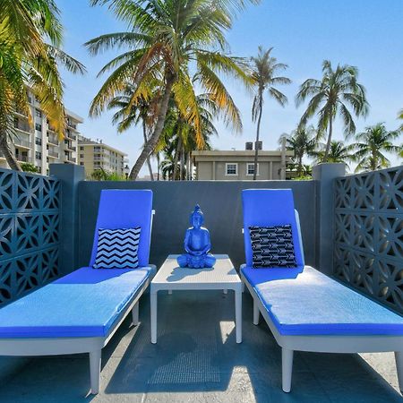 Sunshine Shores Boutique Apartments Palm Beach Shores Eksteriør billede