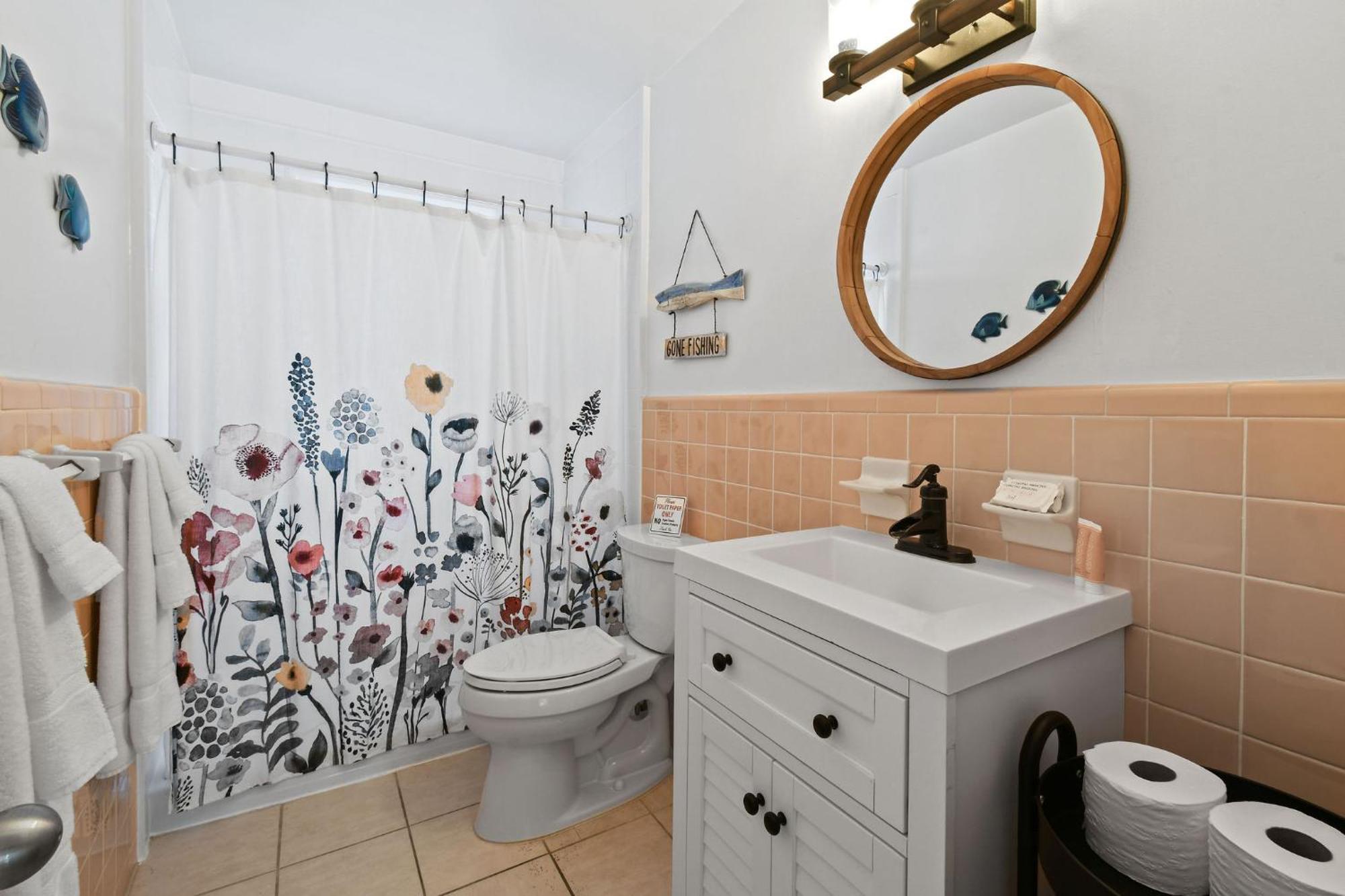Sunshine Shores Boutique Apartments Palm Beach Shores Eksteriør billede