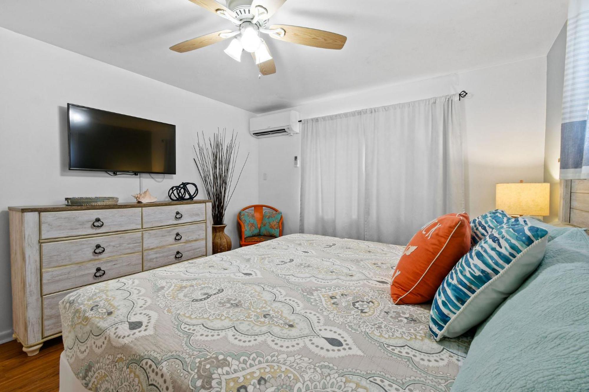 Sunshine Shores Boutique Apartments Palm Beach Shores Eksteriør billede